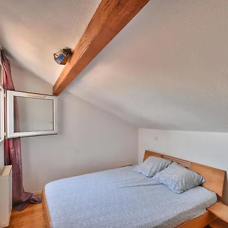 Comfortable Flat With Parking - Minimes